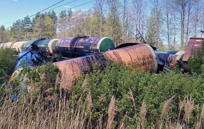 Вибухівку встановили у трьох місцях: ЗМІ розкрили деталі підриву залізниці під Брянськом