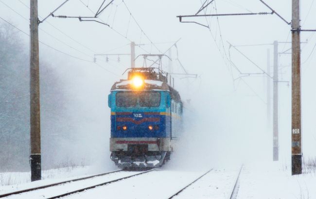 УЗ змінила графік руху понад 100 поїздів: де подивитися оновлені розклади