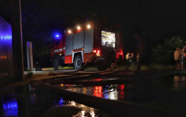 В Луганской области взорвался бензовоз, есть пострадавший