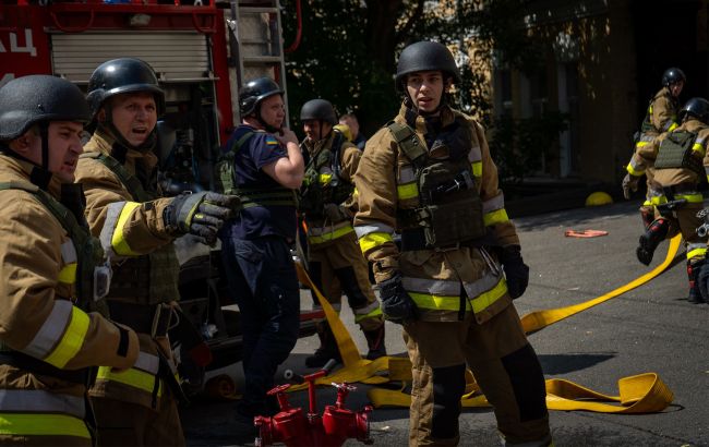 Конотоп массированно атаковали "Шахеды": в городе раздавались мощные взрывы