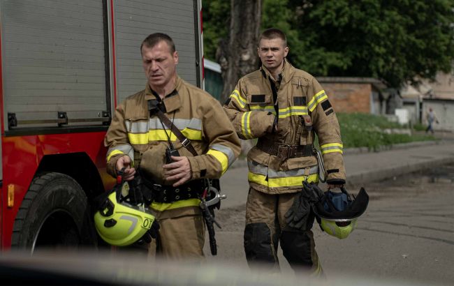 Летіли FPV-дрони й "Герані": РФ атакувала Чернігівщину, пошкоджено будинки, авто й заправку