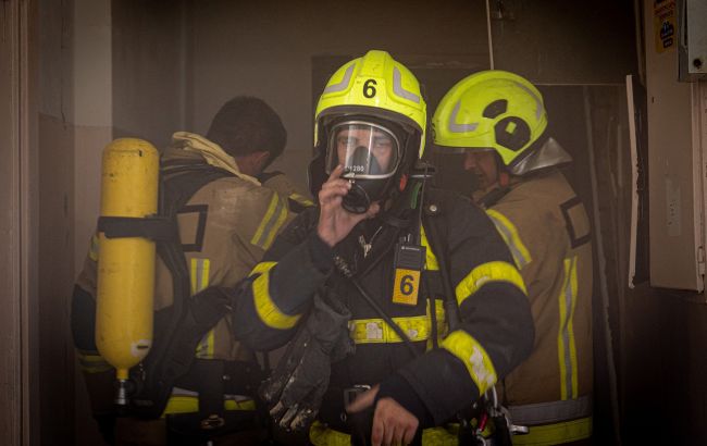 РФ ударила по Одессе дронами: поврежден объект инфраструктуры, вспыхнул пожар