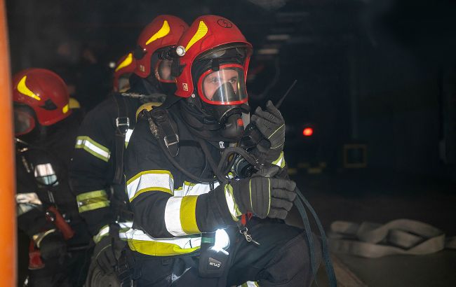 У Києві лунають вибухи та працює ППО на тлі оголошеної ракетної небезпеки