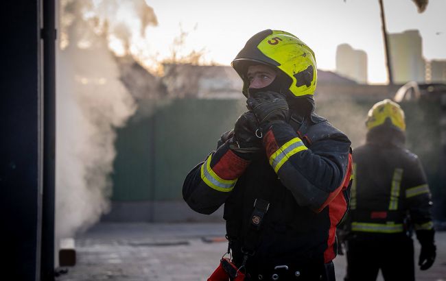 Київщину атакували ракети й дрони: руйнування зафіксовані у трьох районах