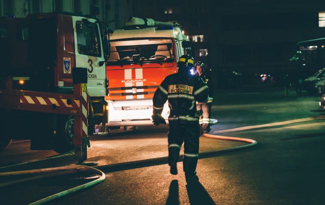 Нефтеналивные порты в РФ "Усть Луга" и "Приморск" поражены повторно: кадры с места ЧП