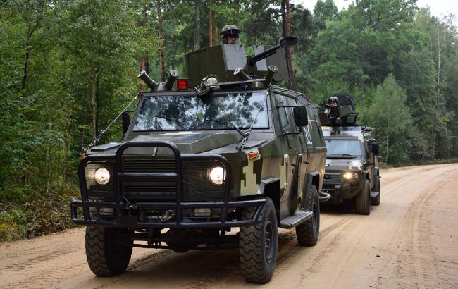 Нічний "сюрприз" для окупантів. Прикордонники показали відео бою з Сумського напрямку
