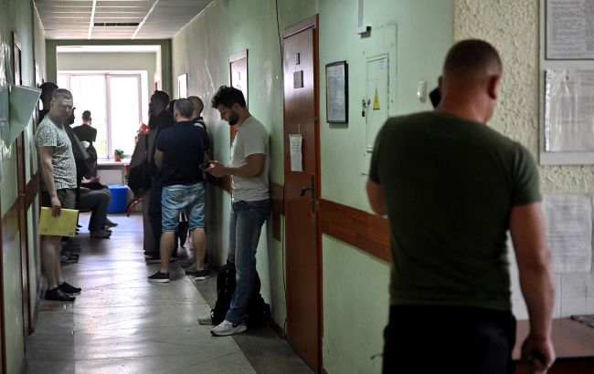 Гарячі лінії ТЦК оновили по всій Україні: куди дзвонити з питань обліку чи мобілізації