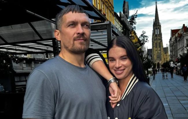 Чорний смокінг і сумка Dior: у мережі порахували вартість луку дружини Усика на його поєдинку проти Ф&rsquo;юрі