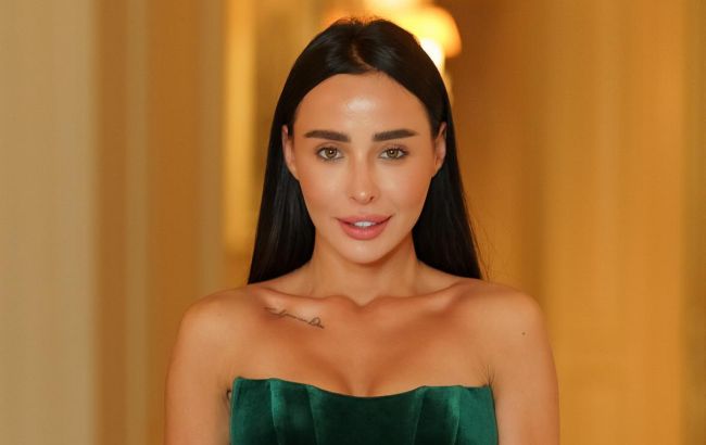 Відома українська співачка оголосила про вагітність: перші фото з животиком