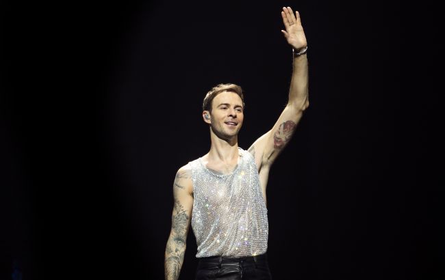 Макс Барських пожартував про мобілізацію під час концерту: як відреагували українці