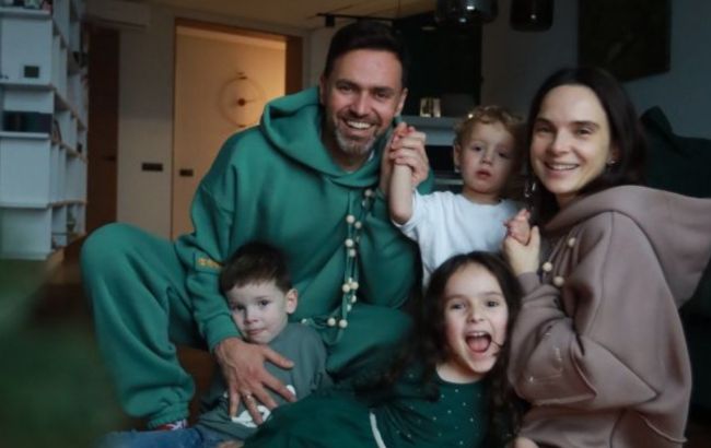 Семья Мирошниченко усыновила второго ребенка: как выглядит приемная дочь пары (видео)