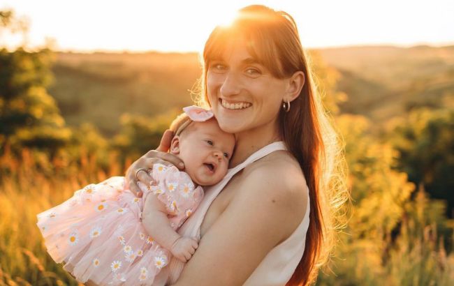 Українську TikTok-зірку захейтили через незвичне ім&rsquo;я для доньки: вона відповіла