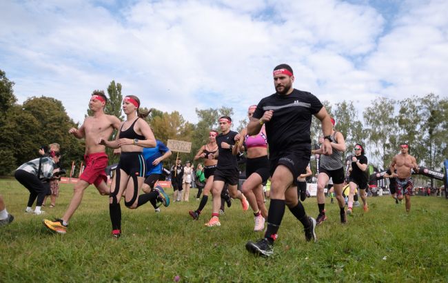 Забег ради добра: что нужно знать о Spartan Trifecta Weekend 2025 (фото)