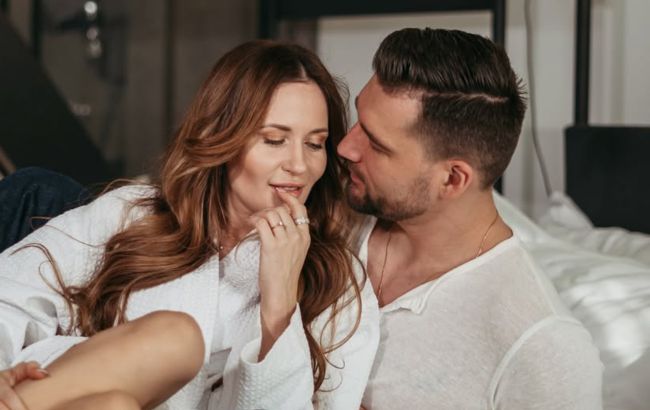 "Оставьте нас в покое": Денисенко резко обратилась к хейтерам из-за критики ее нового романа