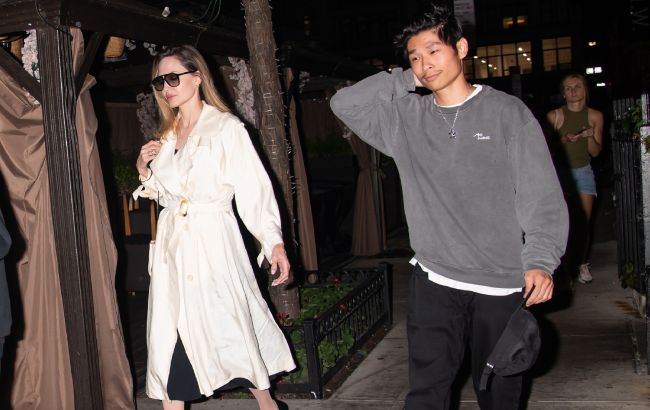 "Мерзотник світового класу". Син Джолі та Пітта жорстко пройшовся по батьку