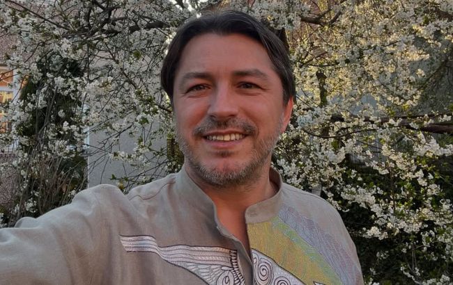 Як дві краплі води: Притула зачарував рідкісним фото з мамою