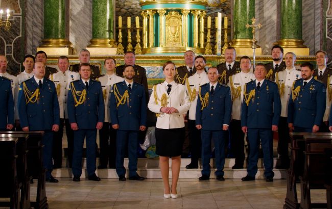 Трогательная молитва добра и мира в исполнении морпехов, десантников и пехотинцев поразила украинцев