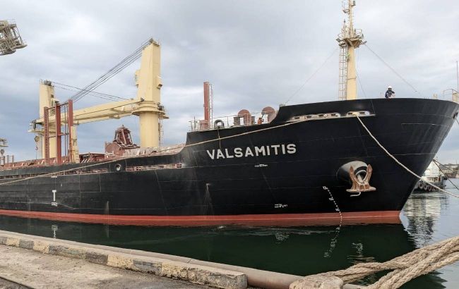 "Зерновий коридор". З портів Одеської області вийшло ще 11 суден з продукцією