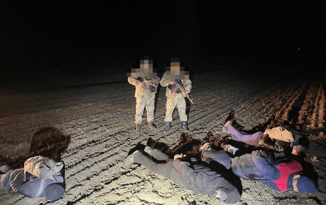 Хотели сбежать из Украины. Возле границы с Молдовой со стрельбой задержали уклонистов