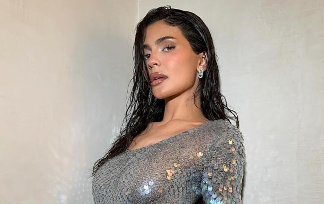 "Тепер копія своєї мами". Нова стрижка Кайлі Дженнер викликала фурор у мережі (фото)