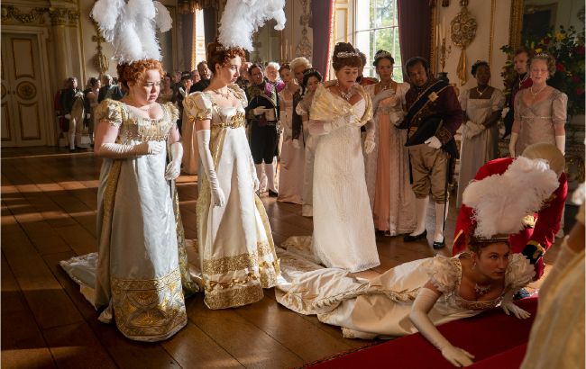 Топ-3 сериала в стиле "Бриджертонов", которые стоит посмотреть на выходные