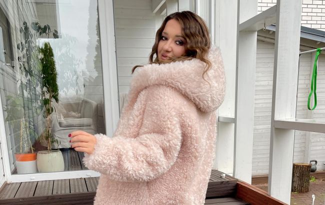 Дрова, консервація, свічки. Могилевська показала, як готується до можливих блекаутів (відео)