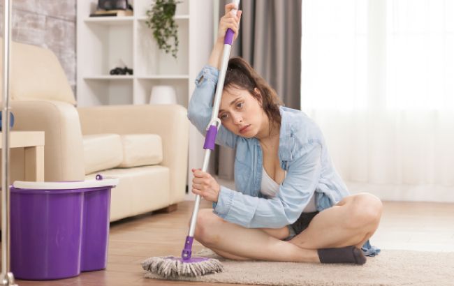 Як швидко прибрати квартиру, коли гості вже на порозі: 10 дієвих лайфхаків