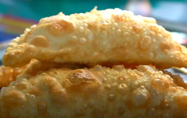 Янтики з сиром і м'ясом: рецепт смачної кримськотатарської закуски