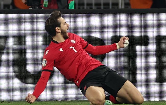 Реброву на заметку. Лидер сборной Грузии получил приз Серии A перед матчем против Украины