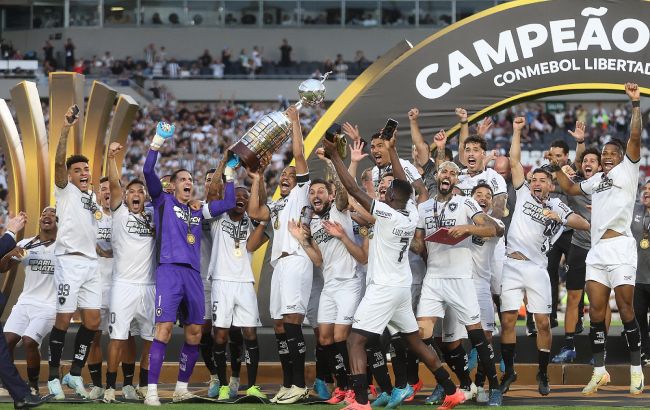 Лунін та ще два українці дізналися всіх суперників на клубному Мундіалі