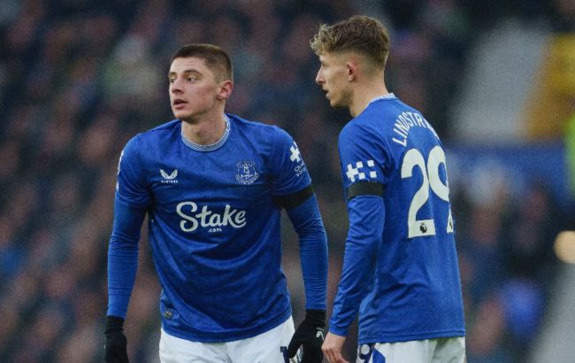 Миколенко закрив Салаха, чорна смуга Забарного: як зіграли українці в АПЛ (відео)