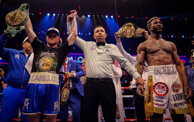 Канело знову абсолютний чемпіон та битиметься з Кроуфордом