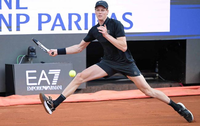 Сіннер вперше зіграв після дискваліфікації та продовжив переможну серію (відео)