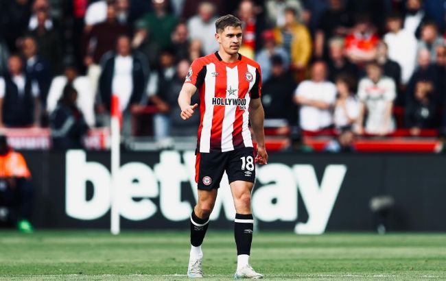 Ярмолюк уклав новий контракт в АПЛ: пов'язав долю з клубом на шість років