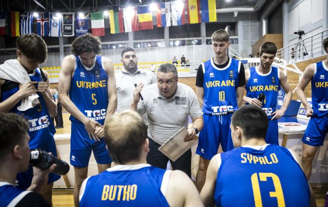 Збірна України з жахливим результатом вийшла у плей-офф молодіжного Євробаскета-2025: з ким зустрінеться в 1/8 фіналу