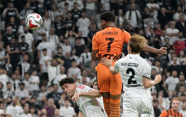 Несподіваний конкурент для Довбика: "Рома" знайшла варіант підсилення в УПЛ