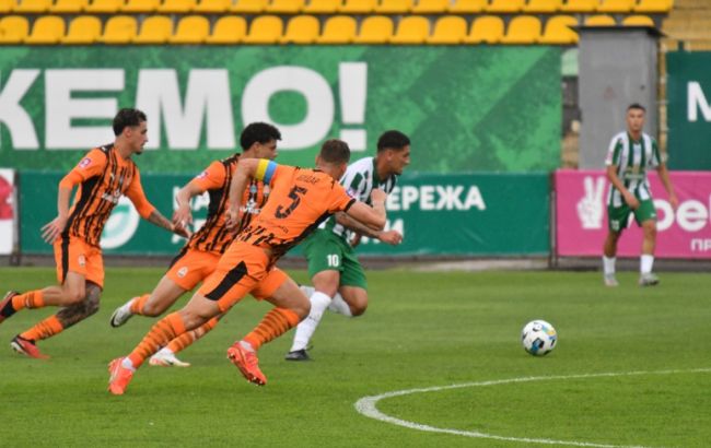 УПЛ: "Шахтер" в игре с шестью голами потерял очки во Львове