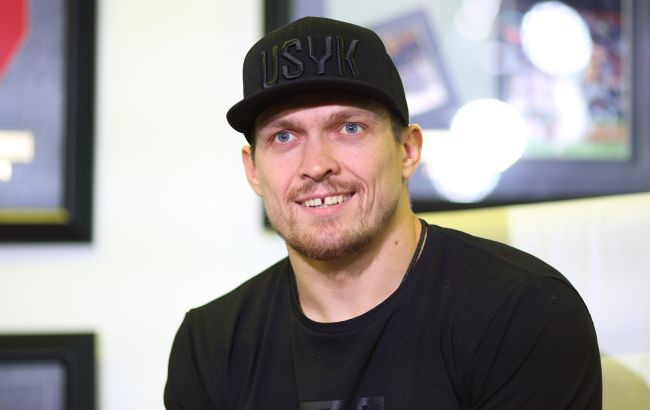 "Дуже розумний боксер": Усик назвав переможця мегабою Альварес &ndash; Кроуфорд