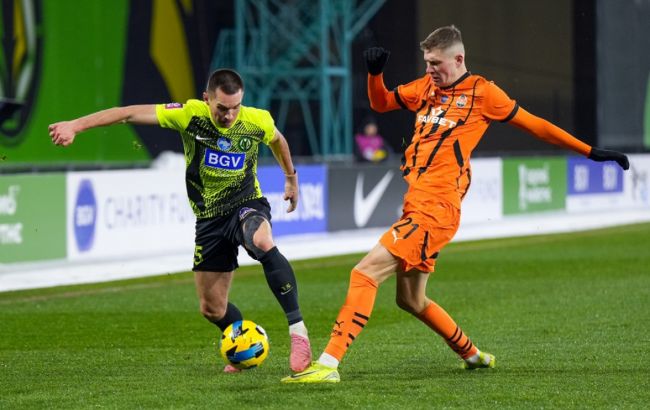 Ванат против "Барсы", продолжение УПЛ и "бронзовая" игра ЧМ: главные футбольные матчи субботы