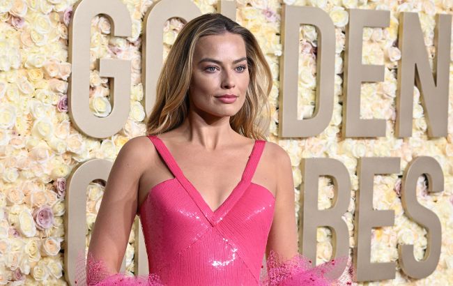 Делала ли "пластику" Марго Робби? Эксперт оценил изменения во внешности актрисы