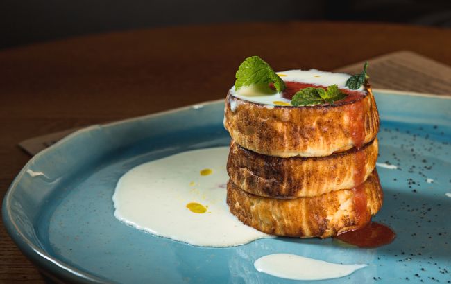 Рецепт сирників з манкою, від яких рідні і гості будуть в захваті