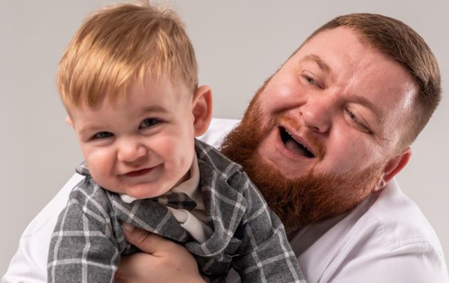 "Очевидний прогрес є". Гуморист Жогло висловився про аутизм 4-річного сина