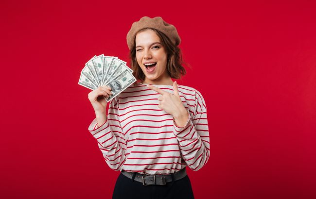 Деньги буквально падают с неба: какие знаки Зодиака в списке счастливчиков