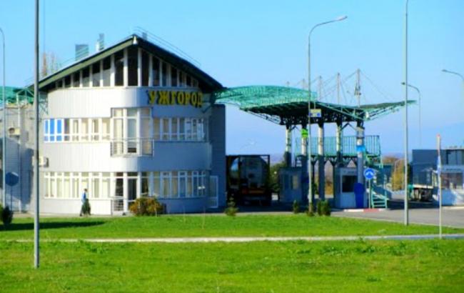 По факту блокирования движения транспорта на границе Украины со Словакией возбуждено дело