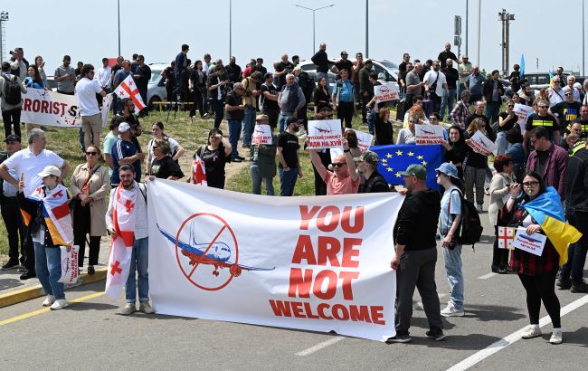 "Буду считать предателями". В Грузии призывают не обслуживать российских туристов