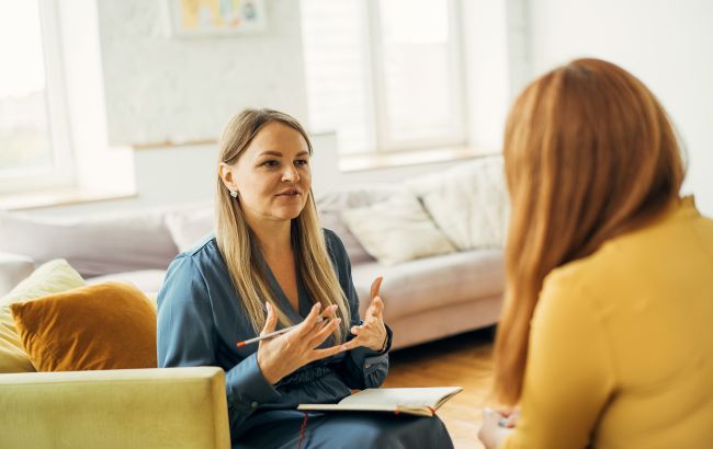 Як зрозуміти, що вам потрібна допомога психолога або коуча: 10 чітких ознак