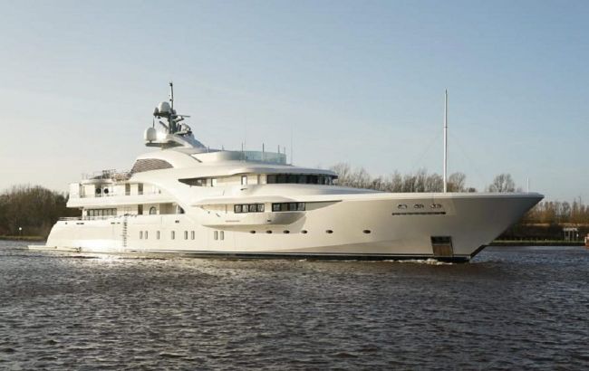 Суперяхта Путина Graceful покинула немецкий порт до санкционного удара, - The Times