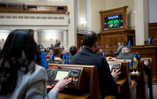 Рада знову продовжить воєнний стан і мобілізацію: коли саме