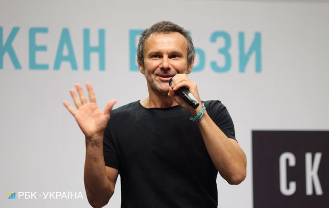 Вакарчук резко ответил на новогоднее поздравление Зеленского