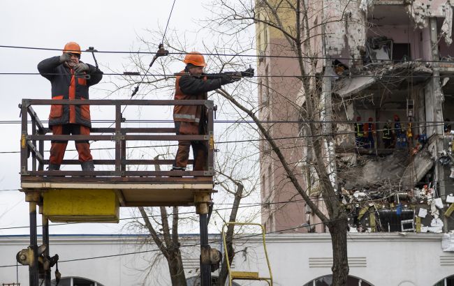 Под ударом основа энергосистемы: Украина после атаки РФ срочно просит помощи Польши